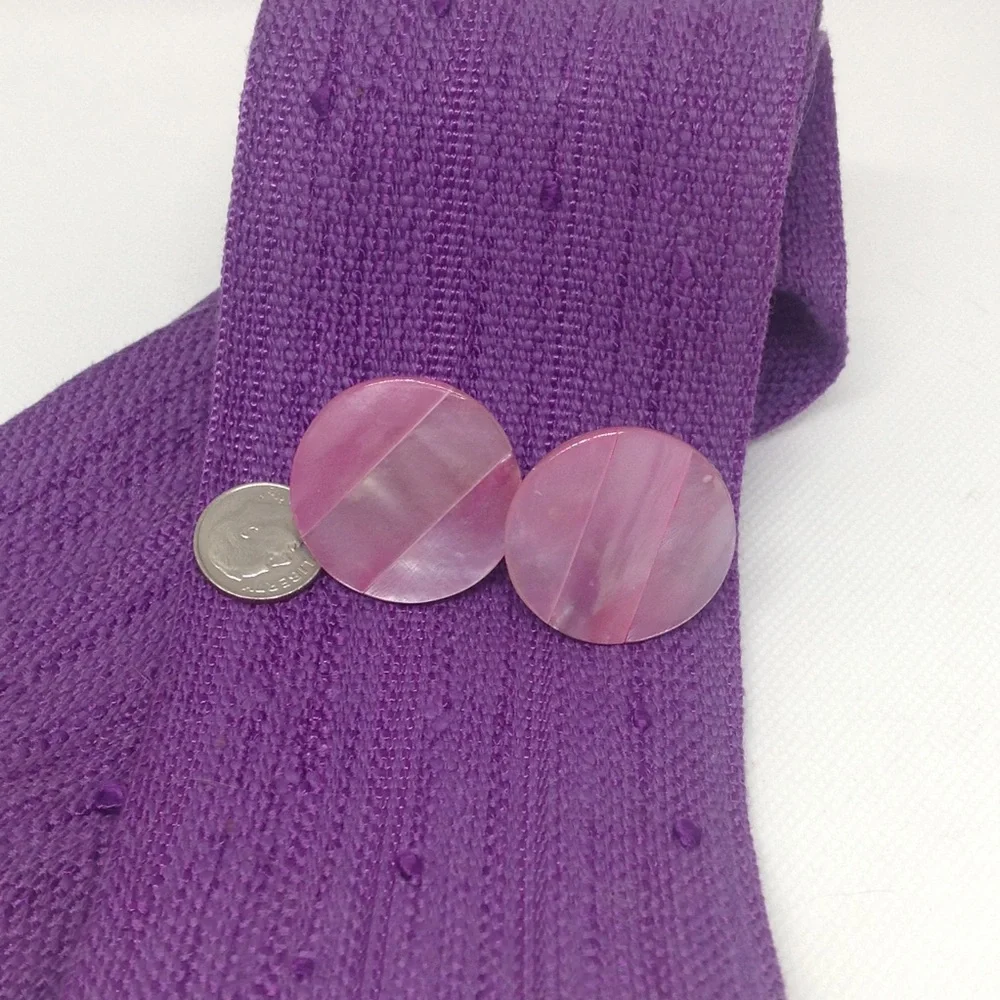 Vintage Mother of Pearl Round Pierced Earrings - Picture 2 of 9